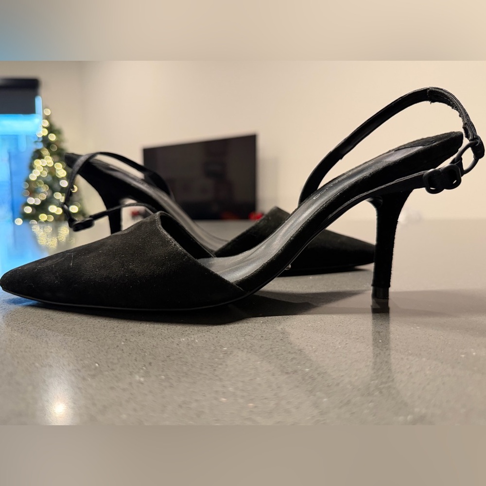 TONY BIANCO Suede‎ Pointed Toe Black Slingback Heels Size 9 EUC